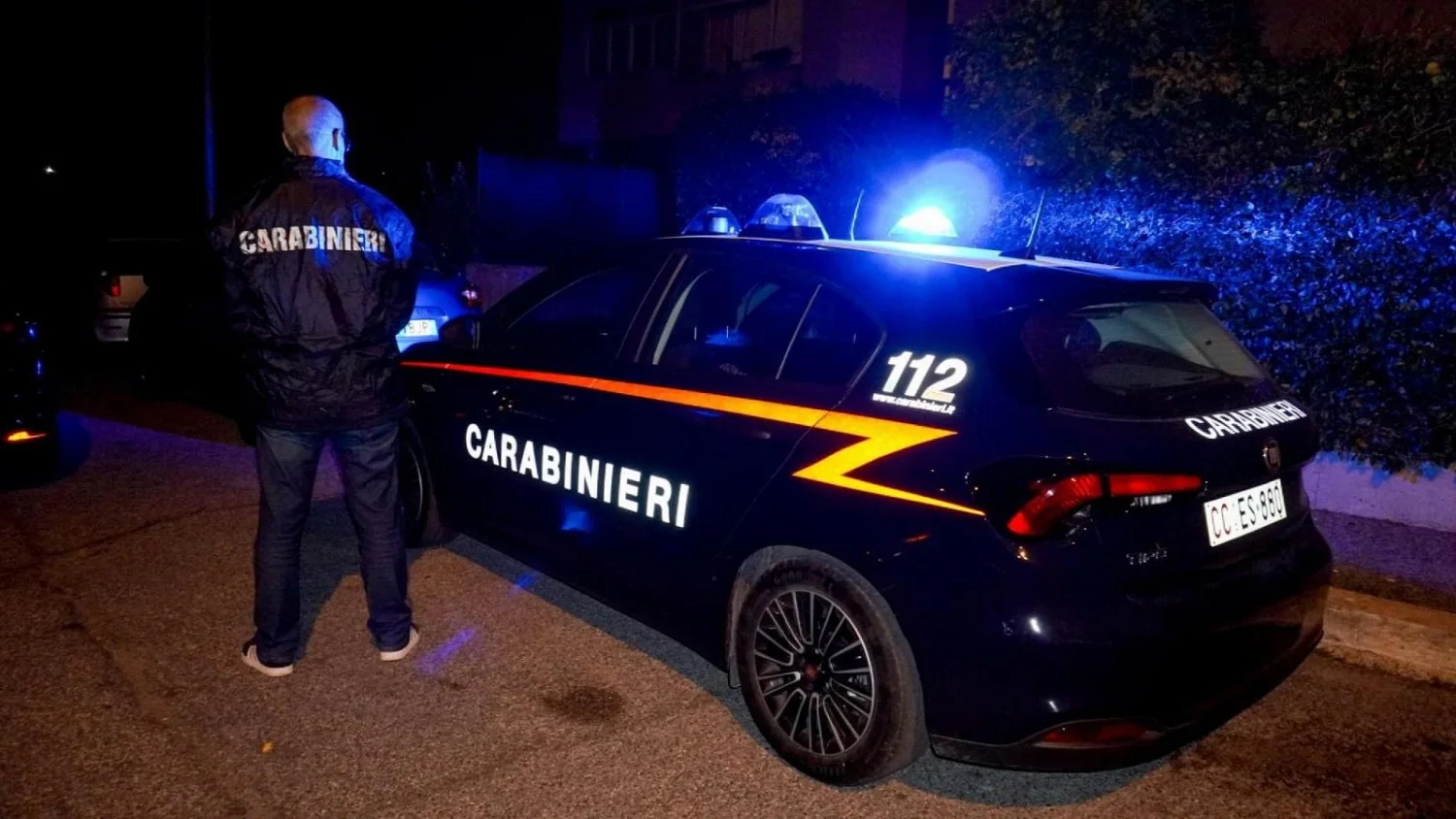 Baldissero d’Alba: morador dispara contra ladrões no quintal e um homem morre