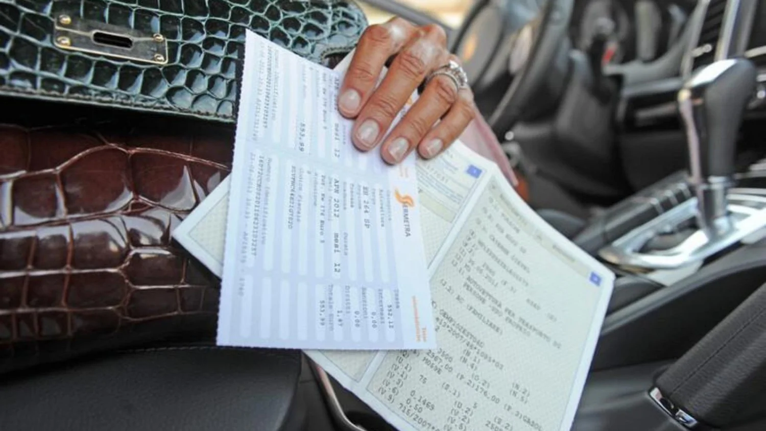 Bollo auto: quem ganha com a isenção de 2027 e quem fica de fora