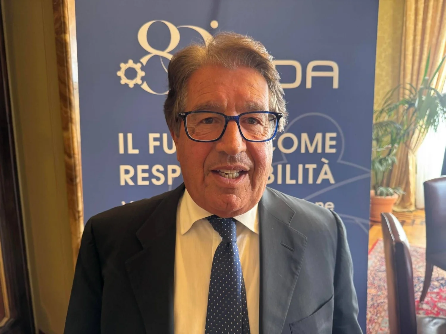 Brambilla: grande parcela dos impostos recai sobre quadros, funcionários e dirigentes, aponta estudo