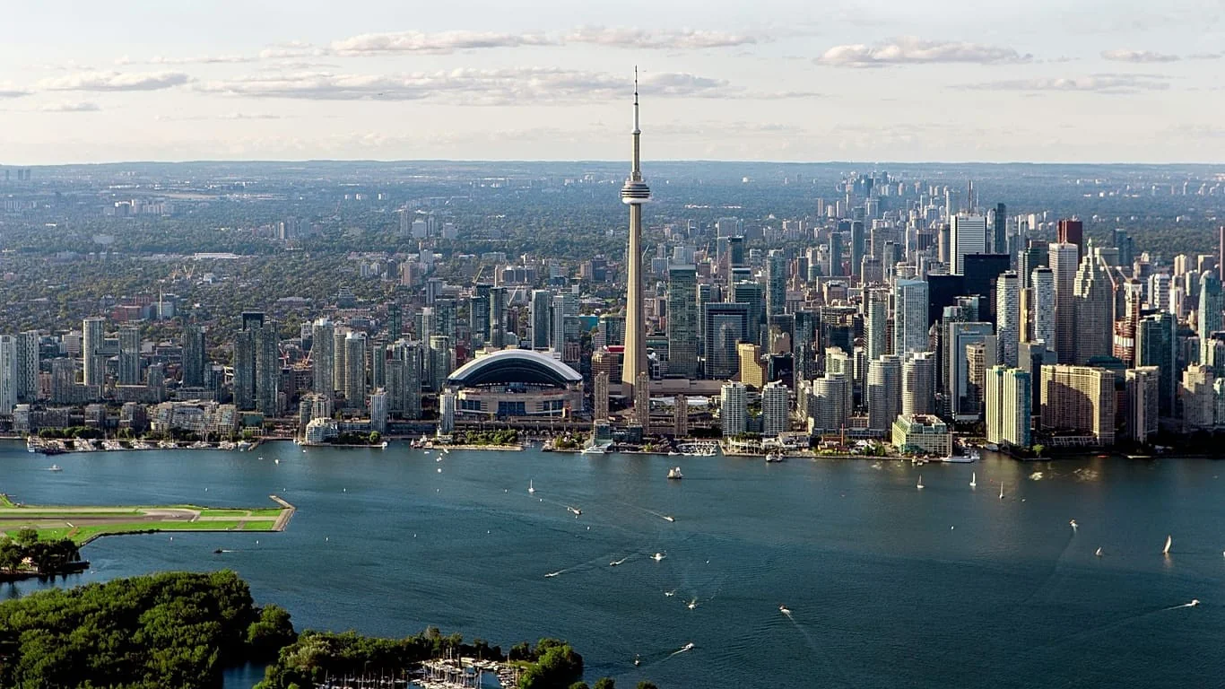 Canadá em alta: novas rotas diretas da Europa conectam Toronto, Montreal e Halifax
