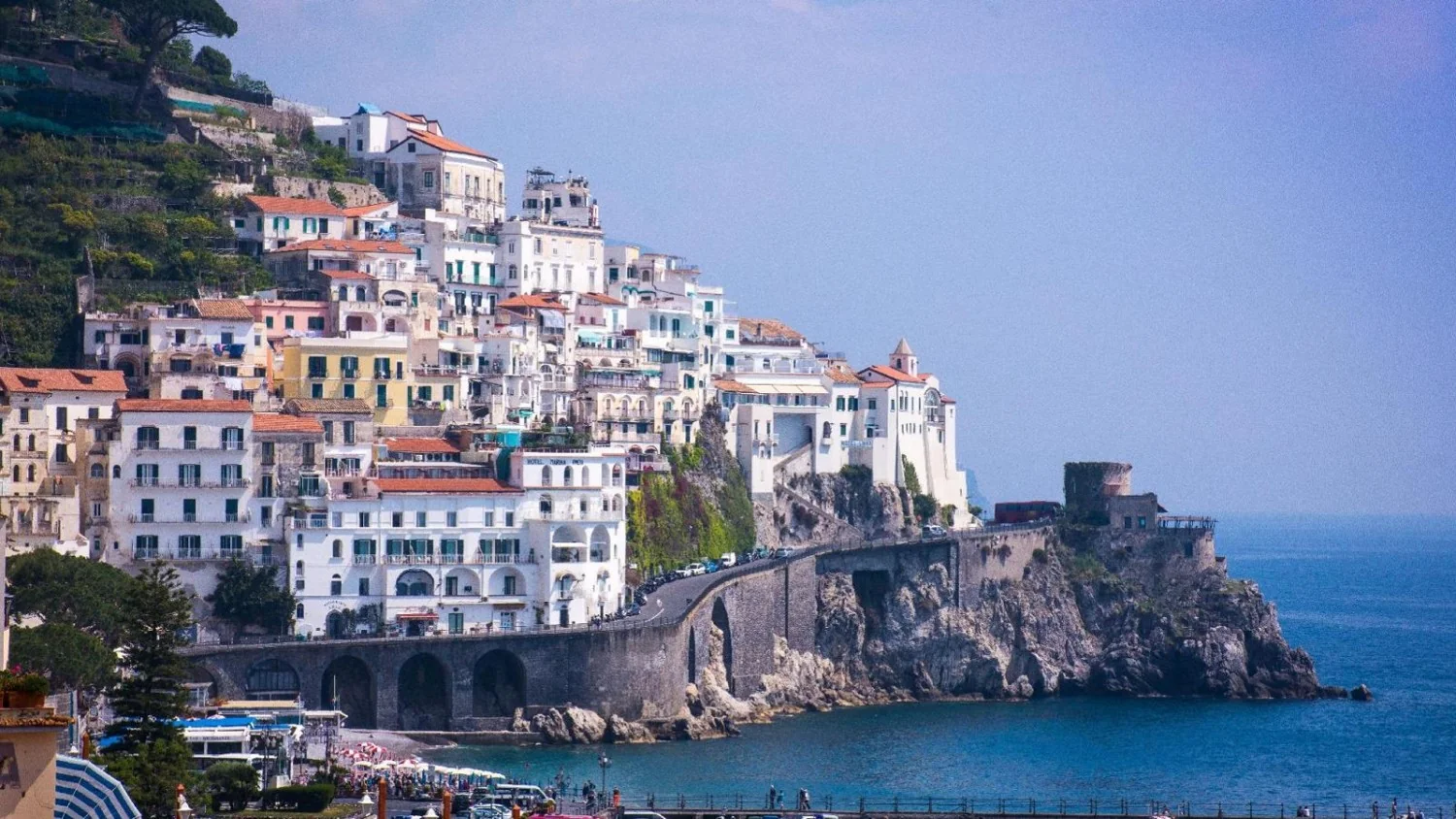 Casas mais caras da Itália: palácio na Costiera por €58 milhões e villa em Porto Cervo a €70.000/m²