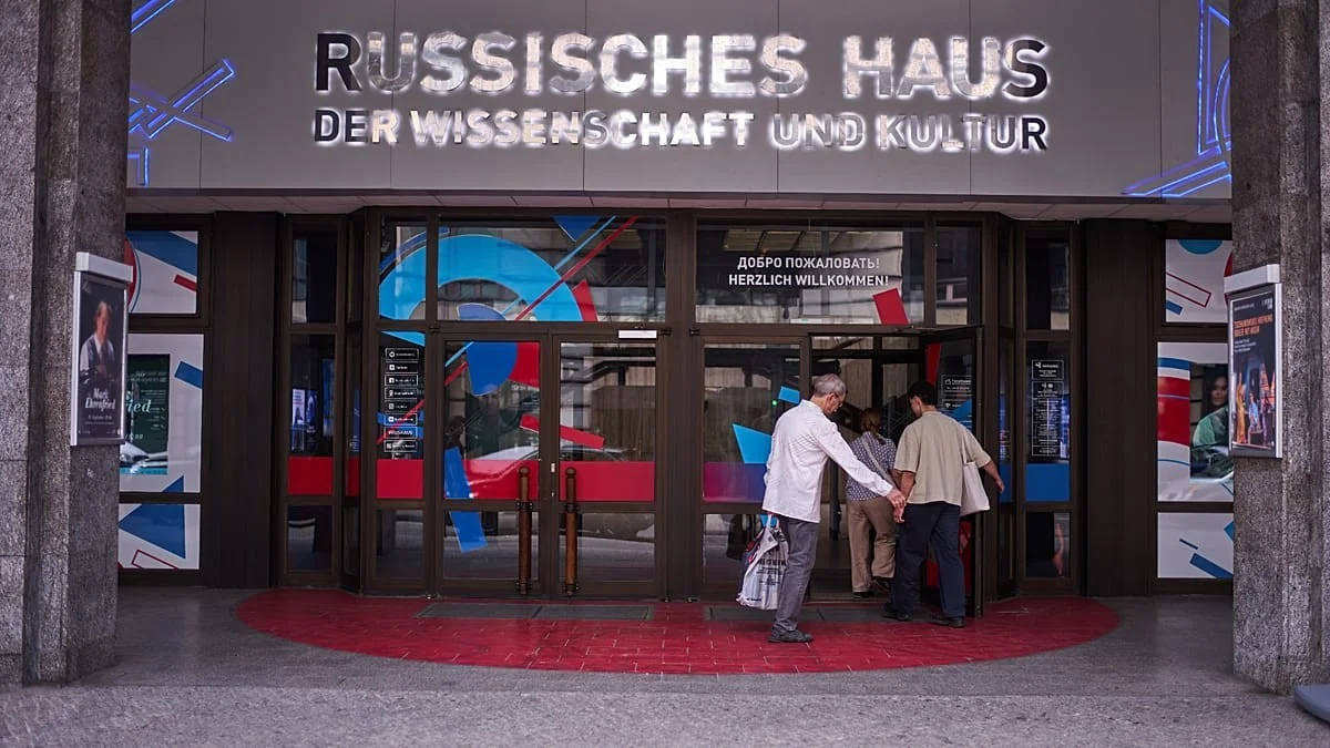 De Berlim à África: as 'Casas Russas' redesenham seu eixo geopolítico