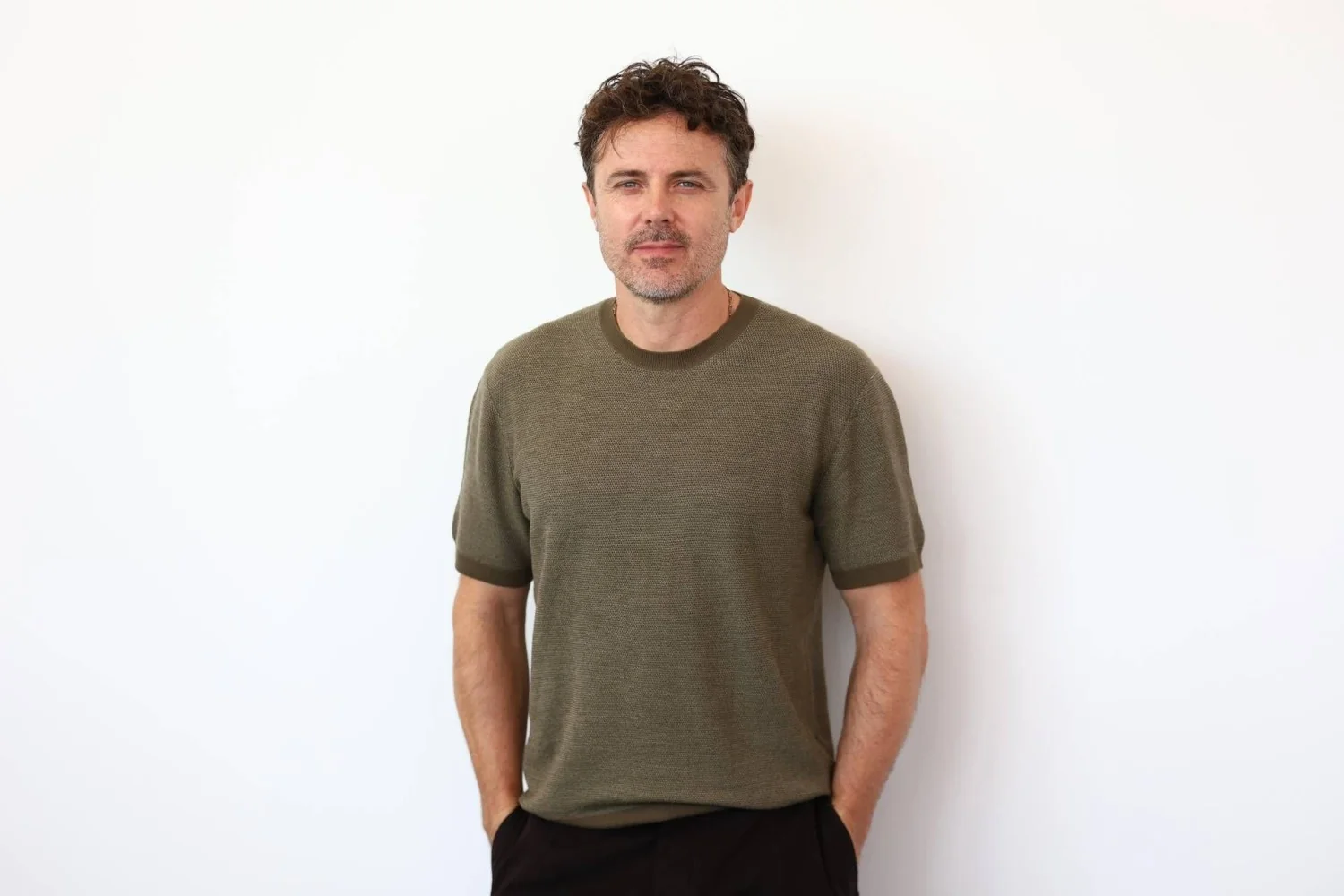 Casey Affleck em Veneza: 'Company' é a fábula gótica sobre dor, vingança e perdão