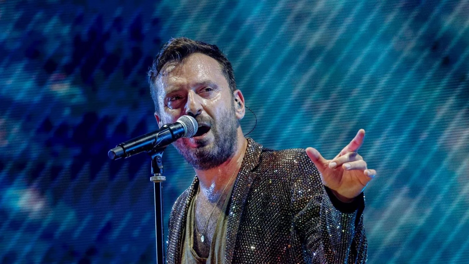 Cesare Cremonini anuncia 'Amateur': álbum chega em 23 de outubro e 'Amatour' começa em novembro