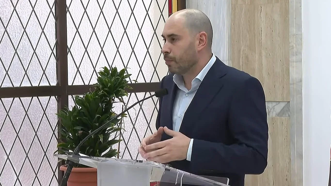 Crise em Ceuta: ex-chefe de gabinete afirma ter alertado sobre convocações nas redes antes da chegada massiva de migrantes