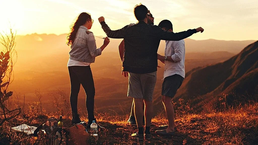 Pesquisa revela: 61% dos viajantes assumem um novo comportamento nas férias