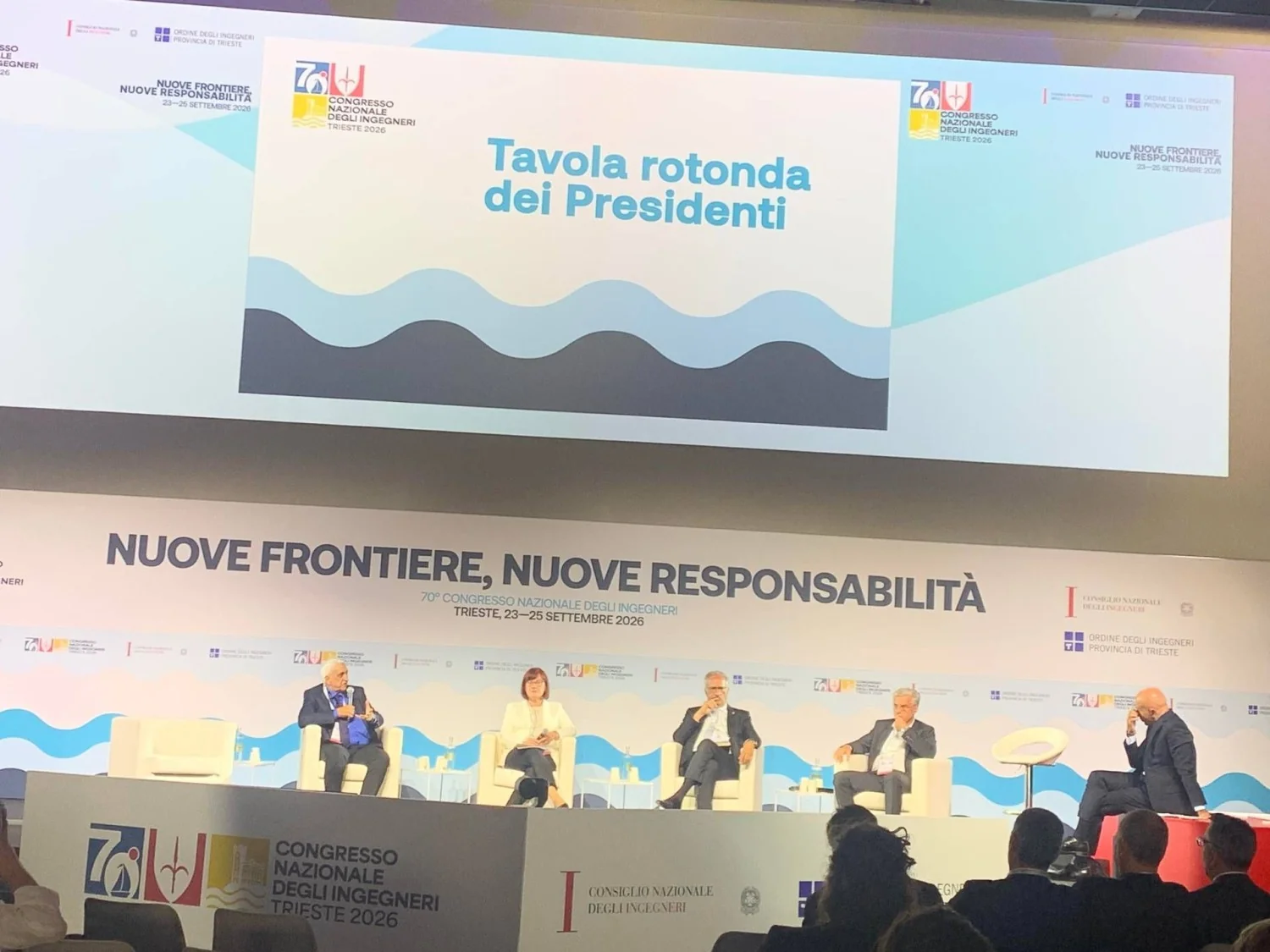 Congresso em Trieste reúne ordens de engenheiros da Europa para debater digitalização, remuneração e IA