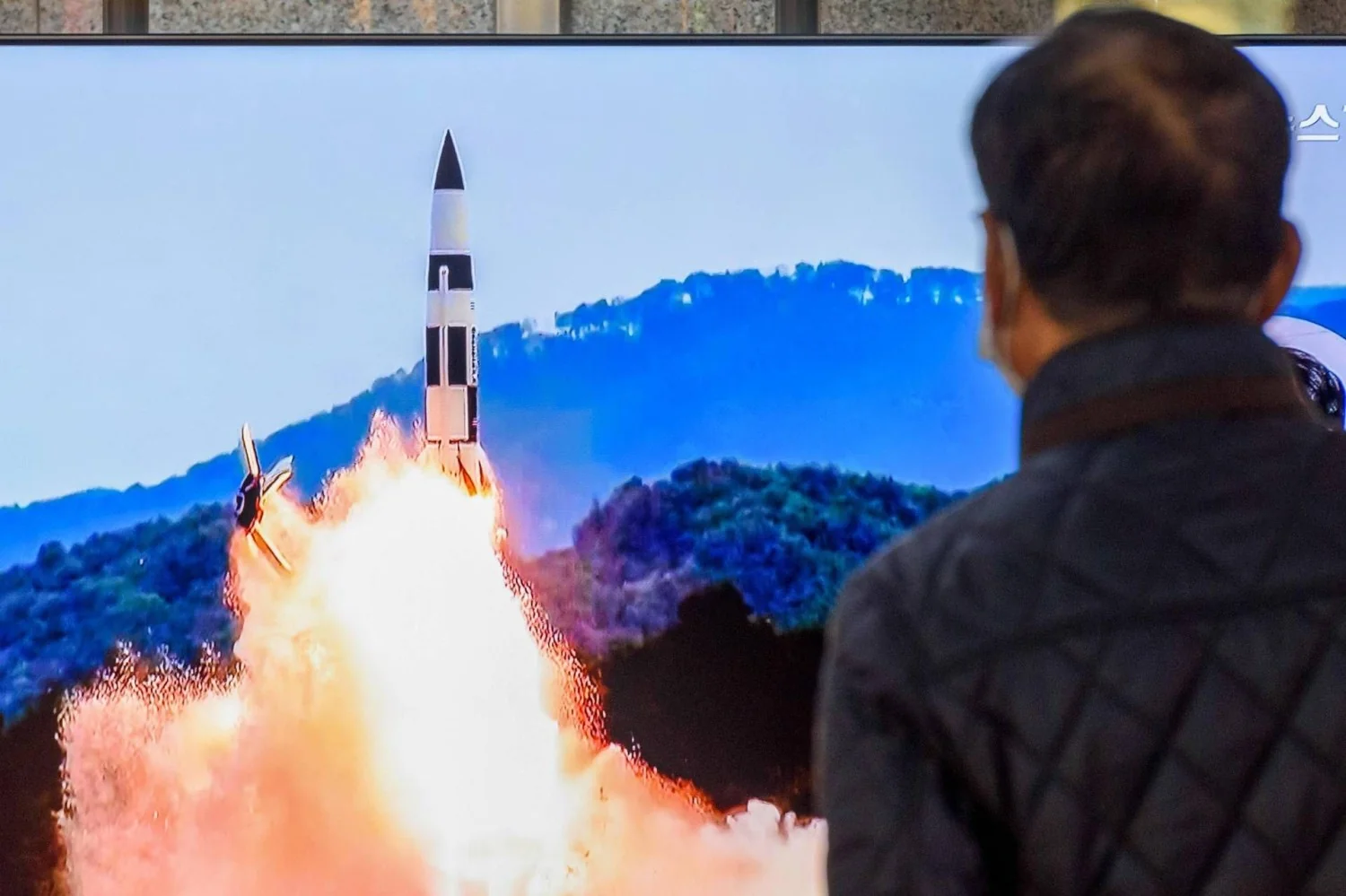 Coreia do Norte testa arma hipersônica Hwasongpho-11Ma-1 e desafia defesas regionais