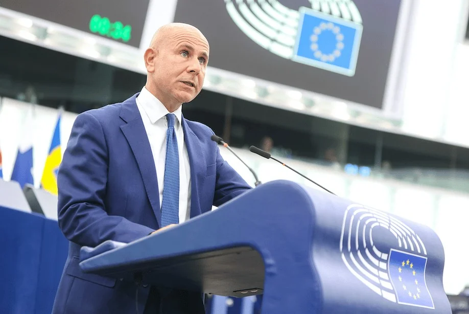 Relatório da Corte de Contas revela lacunas na resposta da UE à cibersegurança