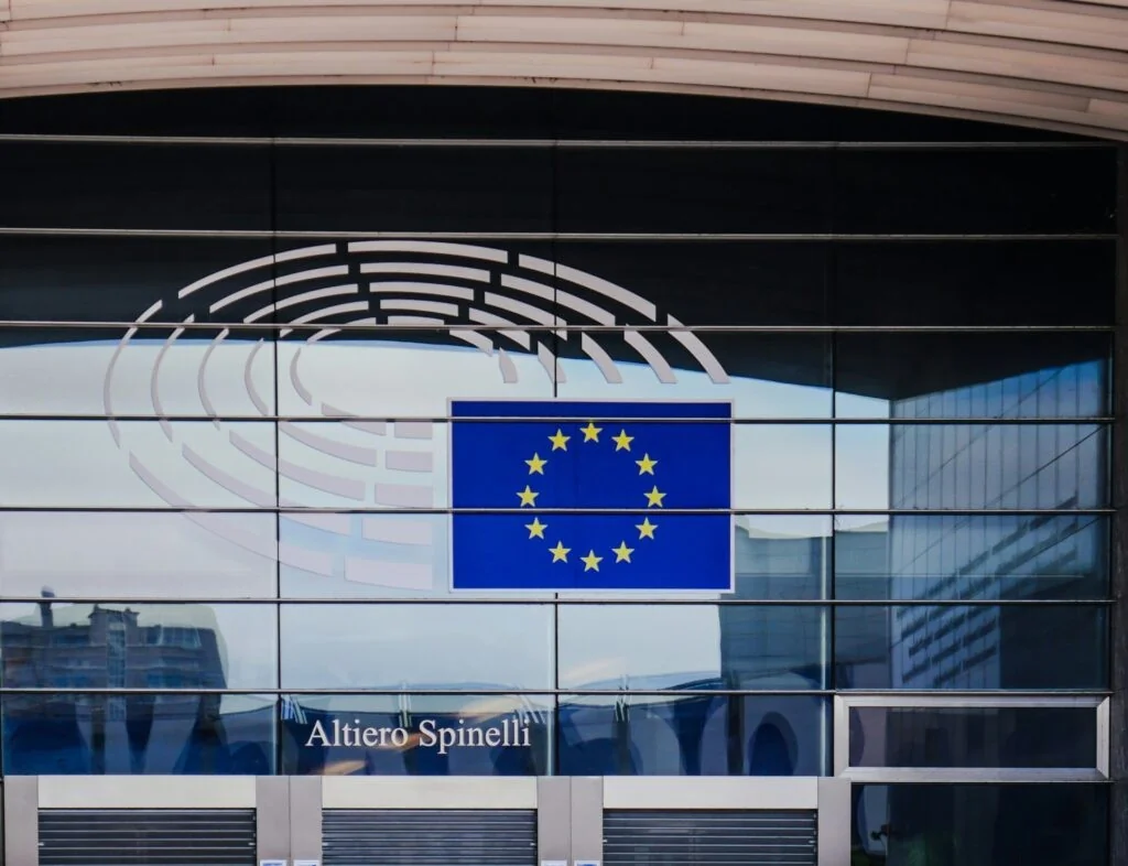 Crise habitacional: parlamentares italianos criticam novo quadro da UE para habitação acessível