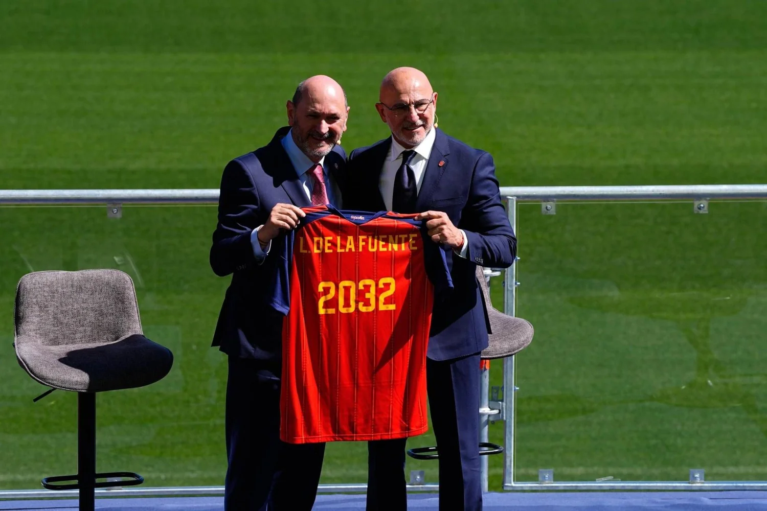 De La Fuente renova com a Espanha até 2032 e assume projeto de longo prazo da Roja