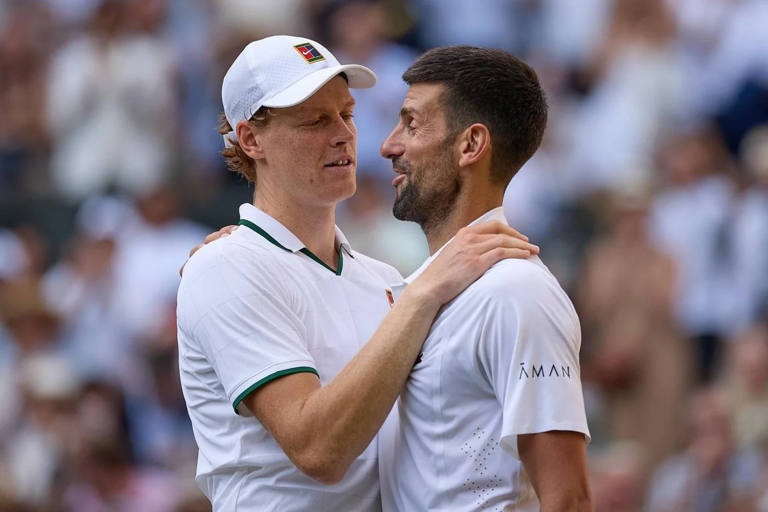 Djokovic observa treinos de Sinner e exige inovação: o que revela o fisioterapeuta