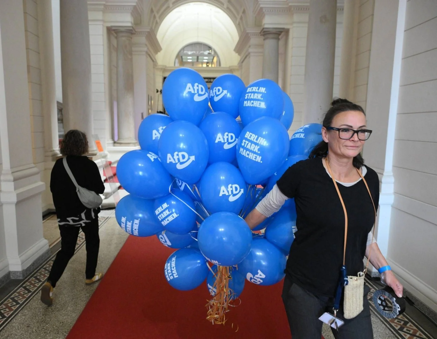 AfD dispara no Meclemburgo; Die Linke lidera em Berlim — CDU sofre colapso, mostram exit polls