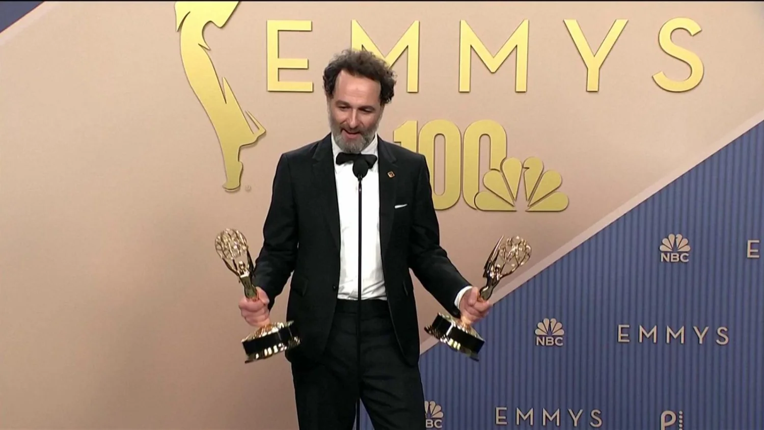 Emmy 2026: 'Widow's Bay' arrasa com 14 estatuetas e Matthew Rhys faz história