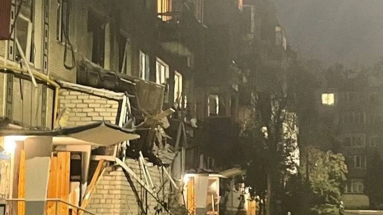 EUA aprovam pacote de US$400 milhões para a Ucrânia — sem mísseis Patriot; ataques com drones deixam mortos em Kiev