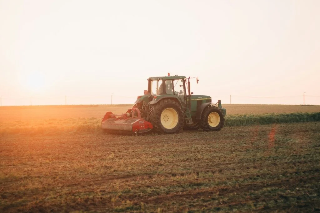 Eurostat: queda de 5,8% nos preços da produção agrícola da UE enquanto custos de insumos sobem