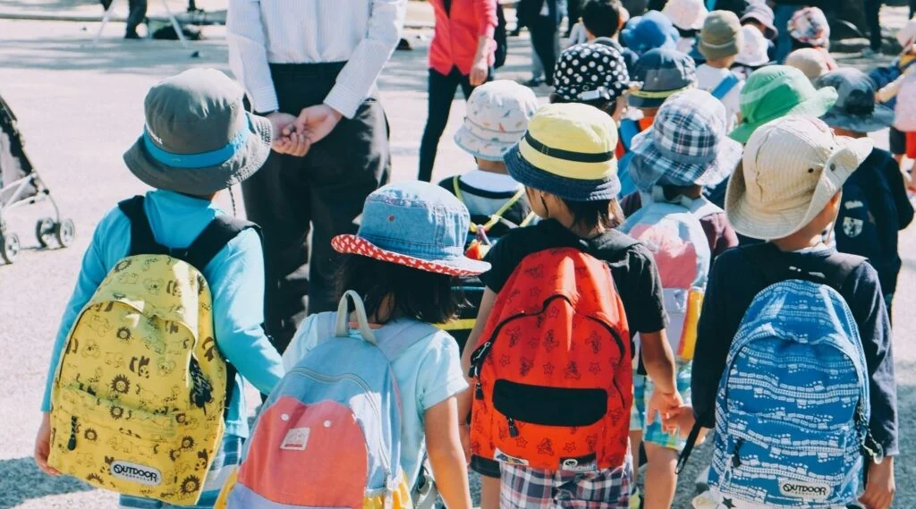 Eurostat: leve recuo no número de alunos do ensino primário na União Europeia em 2024