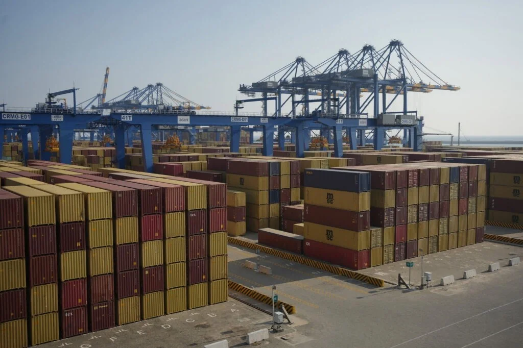 Eurozona registra surplus comercial de €14,2 bilhões em julho de 2026; exportações avançam 9%