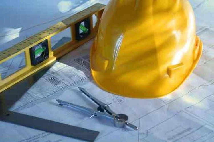 Faturamento dos engenheiros na Itália cai para €14,6 bi em 2025, diz Centro Studi CNI