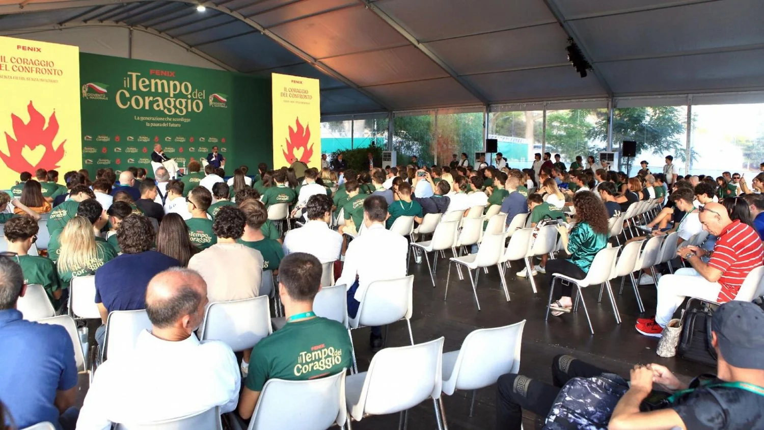 Fenix em Roma: Meloni encerra festa da juventude e nasce a rede European Young Conservatives