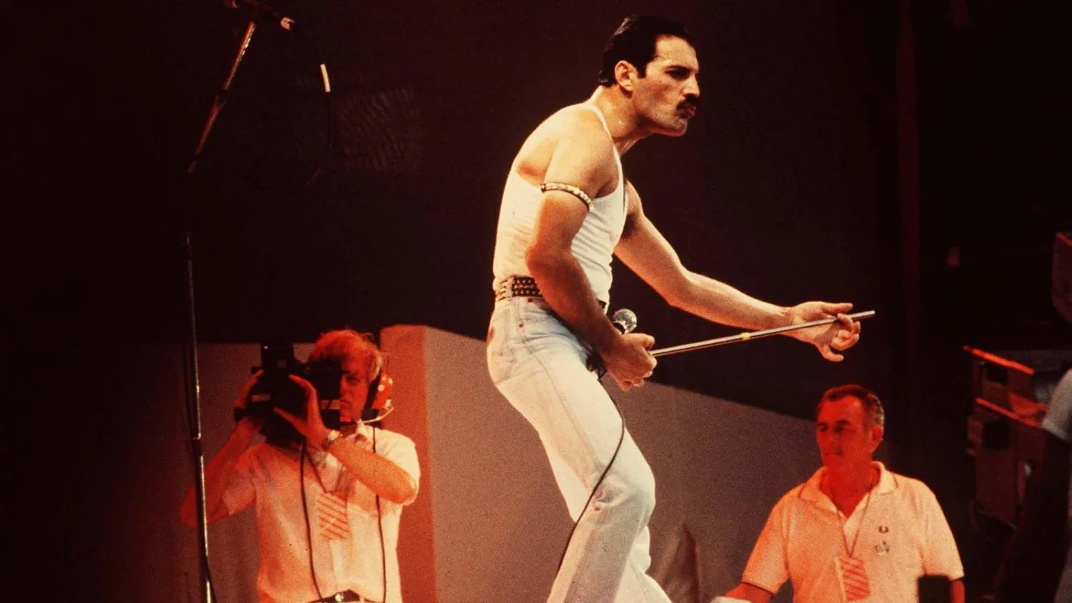 Freddie Mercury: 80 anos do frontman que reinventou o rock e moldou nossa memória cultural