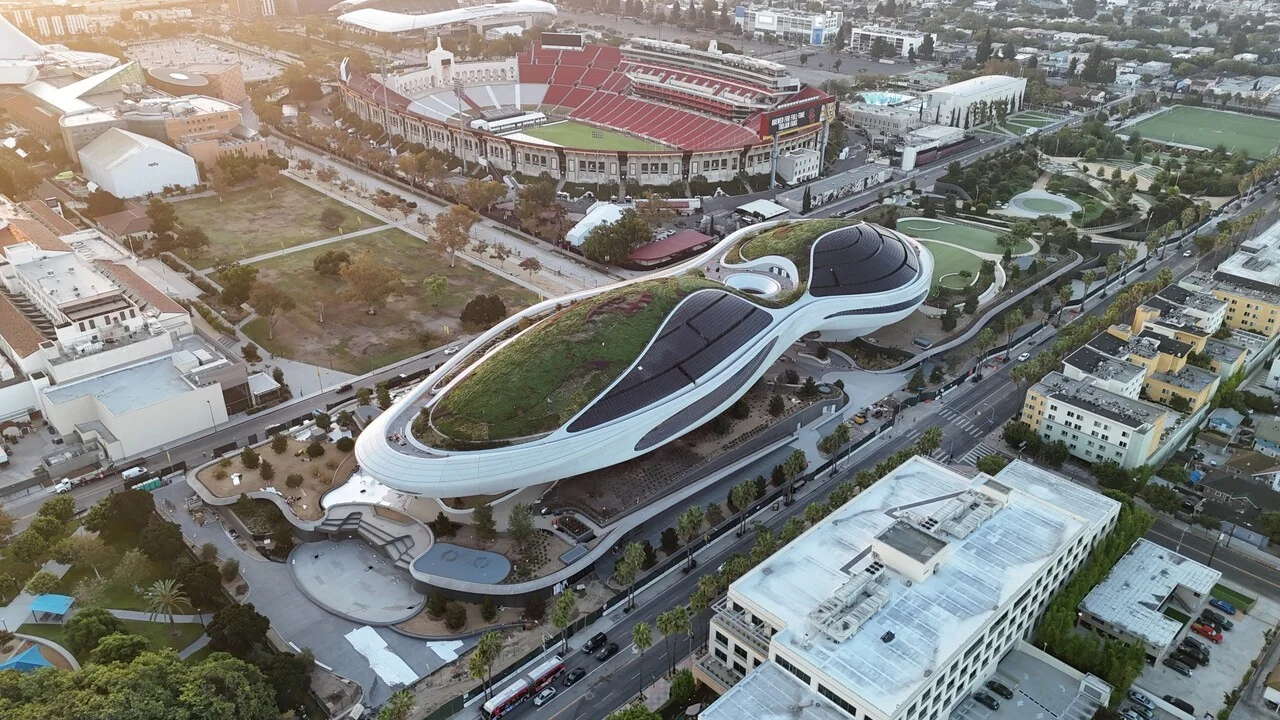 George Lucas inaugura em Los Angeles o Lucas Museum of Narrative Art: uma obra quase impossível