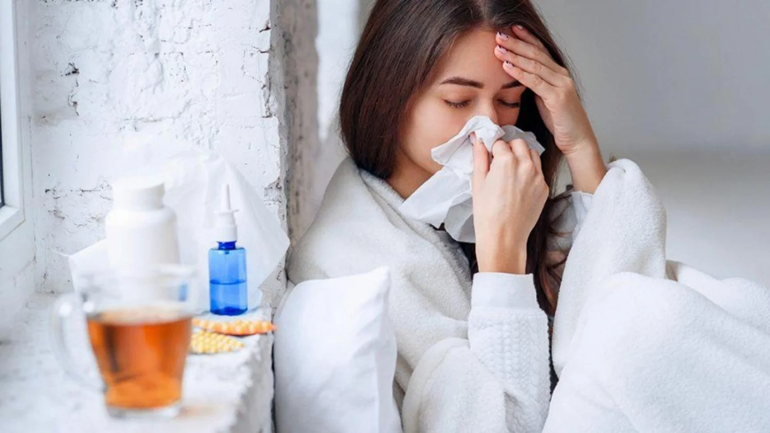 Gripe 2026-2027: Pregliasco alerta para 12-14 milhões de casos e início precoce de vírus respiratórios