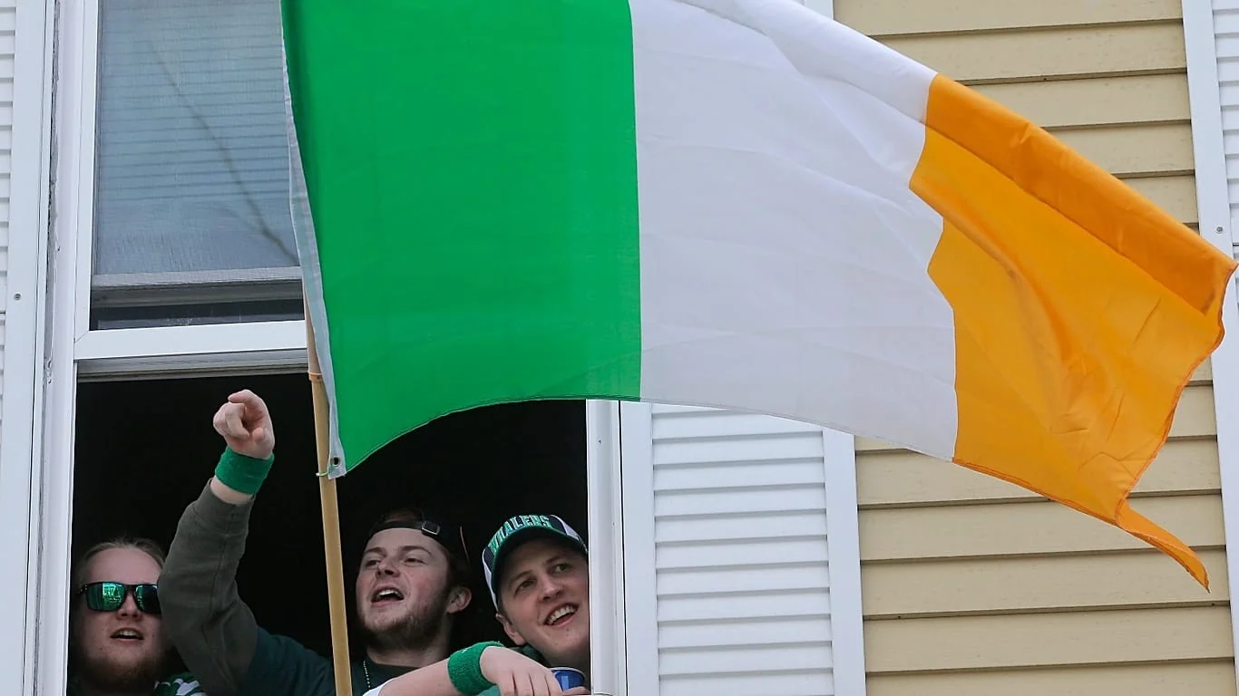 Irlanda: crescimento populacional impulsionado pela migração — desmistificando o mito do 99%