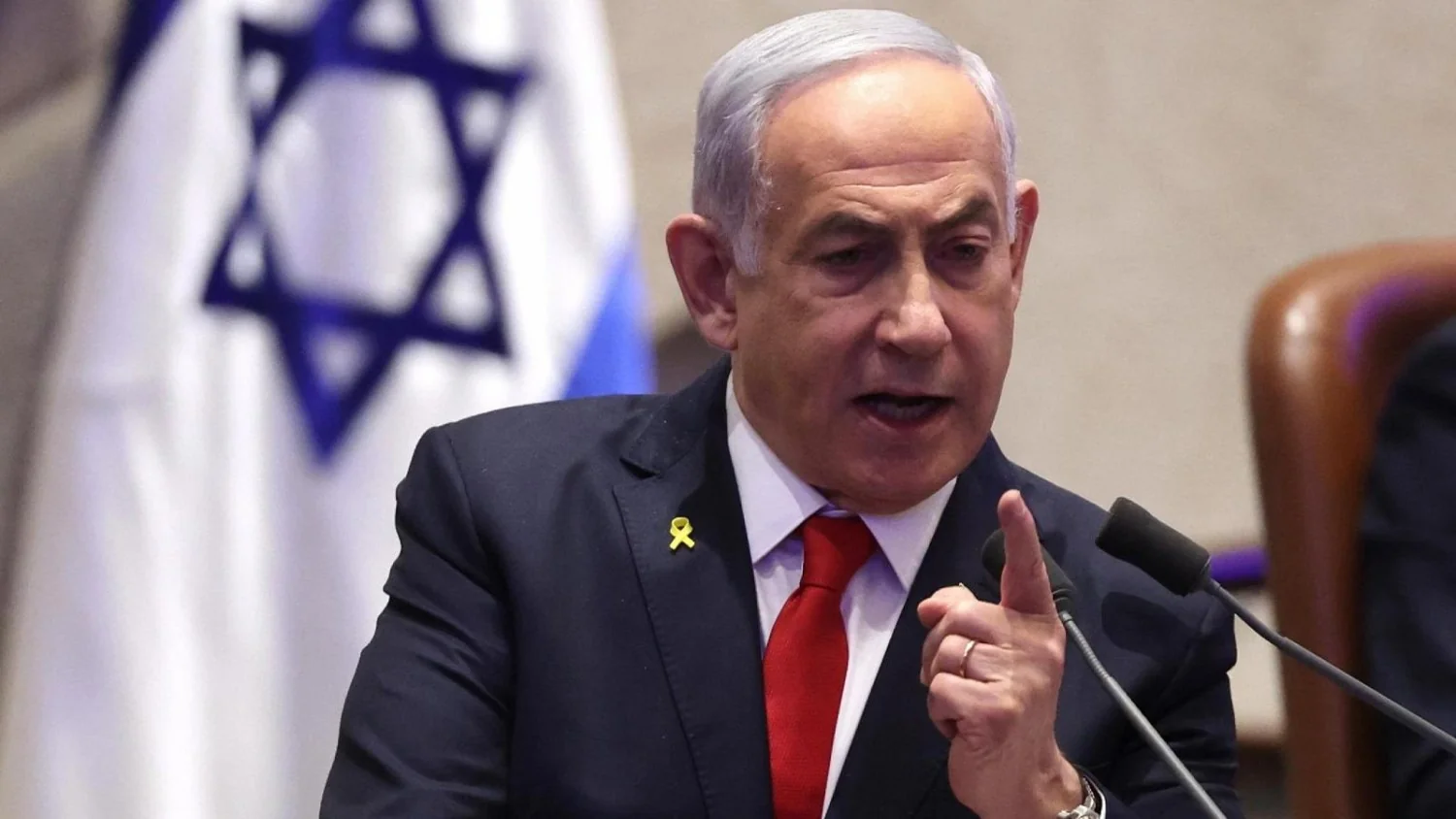 Israel rumo às urnas: Netanyahu observa a ascensão de Eisenkot numa campanha sem maioria clara