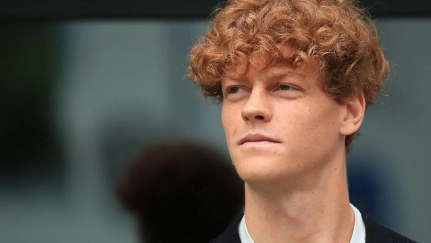 Jannik Sinner prepara retorno e aparece inscrito no ATP 500 de Pequim; recuperação é monitorada dia a dia