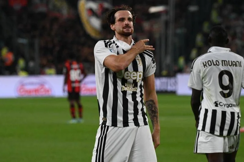 Juve convida menino que teve camisa de Gatti roubada e transforma episódio viral em dia especial na Continassa