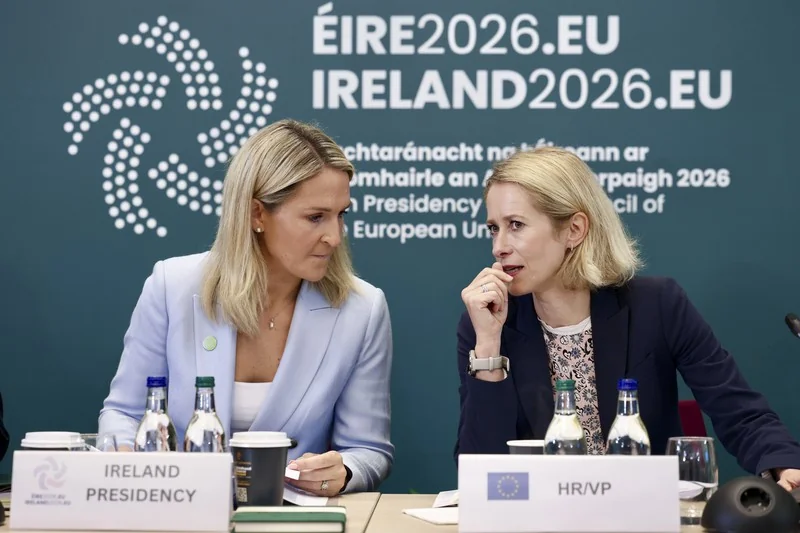 Kaja Kallas alerta: Rússia ainda depende de 5.500 componentes ocidentais e asiáticos, diz UE