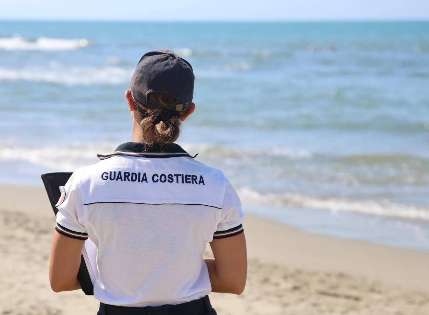 La Spezia: mulher é resgatada após horas presa em um rochedo; estava em hipotermia