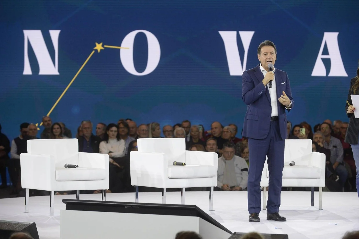 M5S apresenta 'Patto generazionale': do cheque de €15.000 aos 18 anos ao direito de voto aos 16