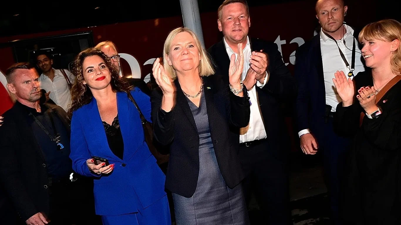 Magdalena Andersson se diz pronta para liderar formação de governo na Suécia após vitória apertada