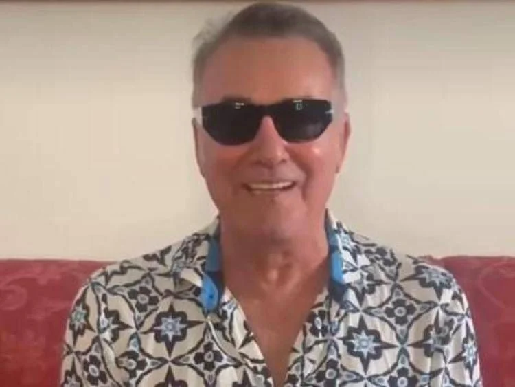 Massimo Ghini confirmado em Ballando con le stelle 2026: chegada anunciada em vídeo