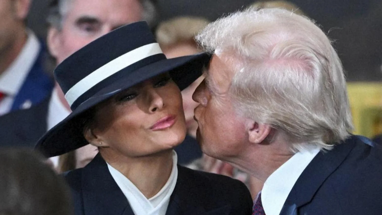 Melania Trump diz ter tido 'infância bonita' sob o comunismo em entrevista à Fox Business