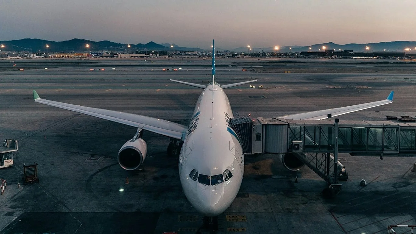 Melhores aeroportos do mundo 2026: Barcelona e Düsseldorf lideram novo ranking