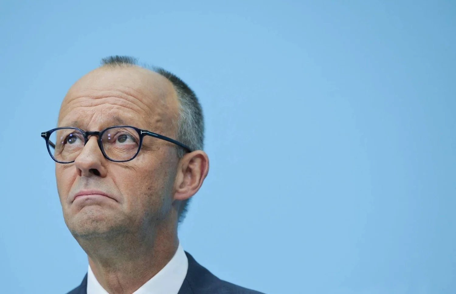 Merz: 'O voto vai além da minha pessoa' — Governo deve permanecer para proteger o futuro democrático após avanço da AfD em Meclemburgo-Pomerânia