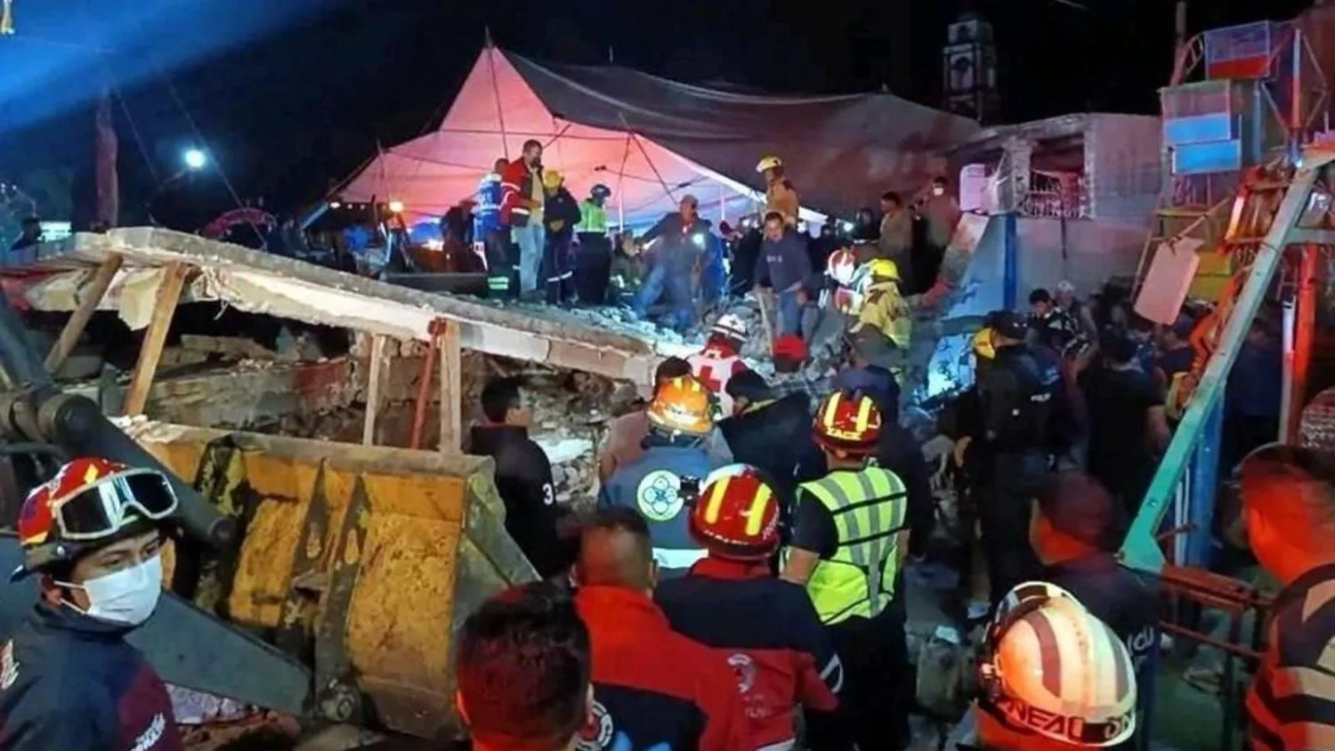 Explosão de material pirotécnico em festa patronal no México deixa ao menos 10 mortos e 64 feridos