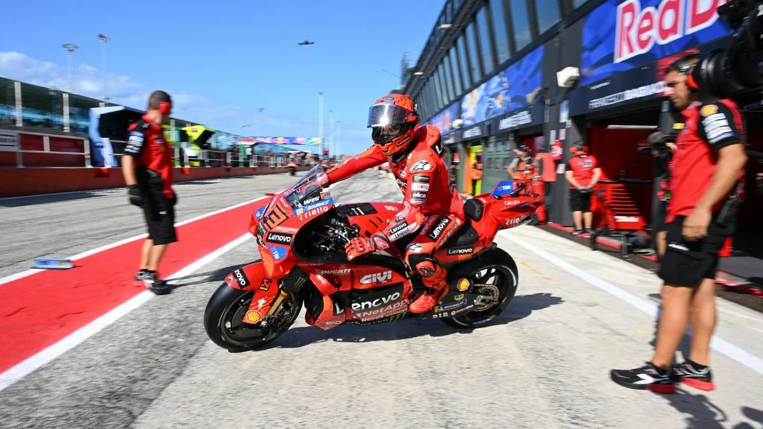 Misano decide um novo capítulo do triângulo Marc Márquez–Jorge Martín–Bezzecchi no MotoGP