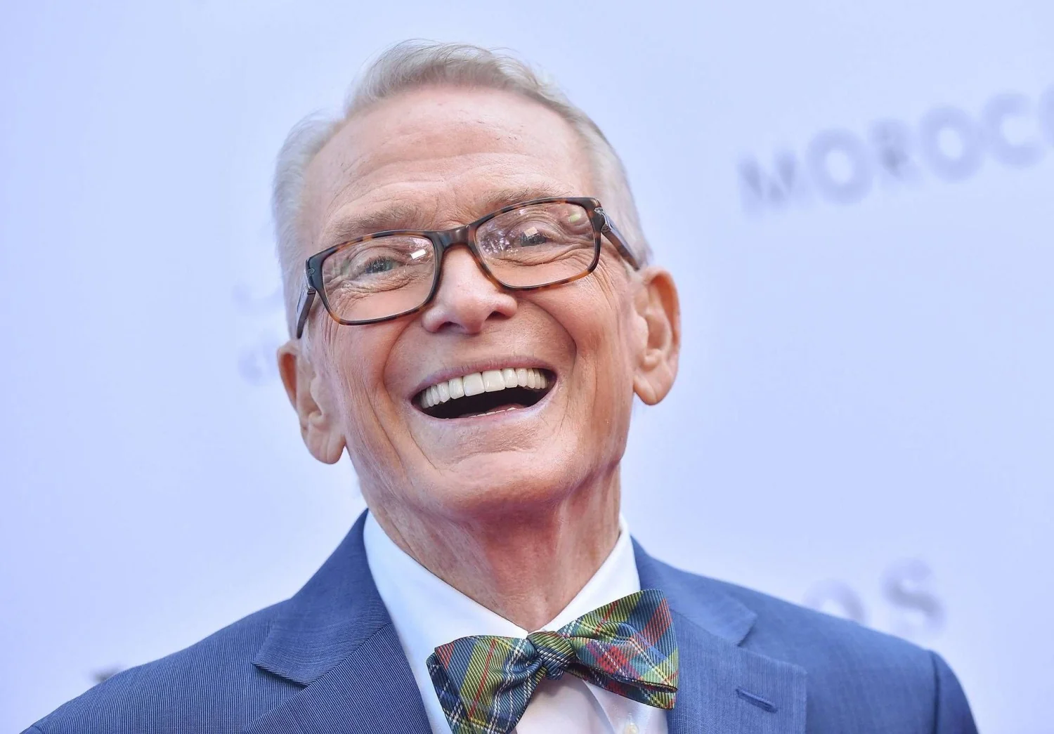 Morre Bob Mackie, o lendário 'Sultão dos Paetês' que vestiu Cher, Diana Ross e Carol Burnett