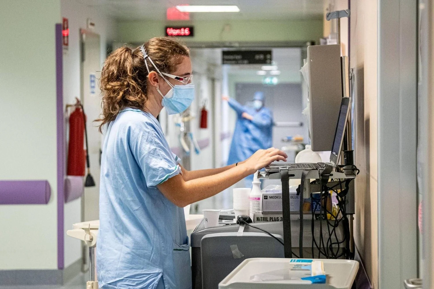 Morte da professora Clara Palaoro: oito meses em coma após cirurgia estética e investigação em Vicenza