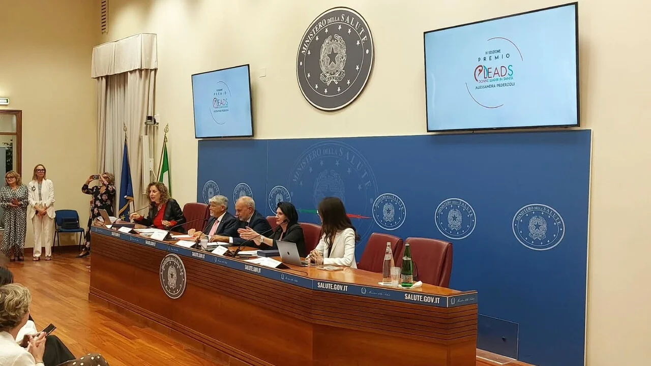 Schillaci: Mulheres são quase 70% na saúde, mas apenas 20% chegam à liderança