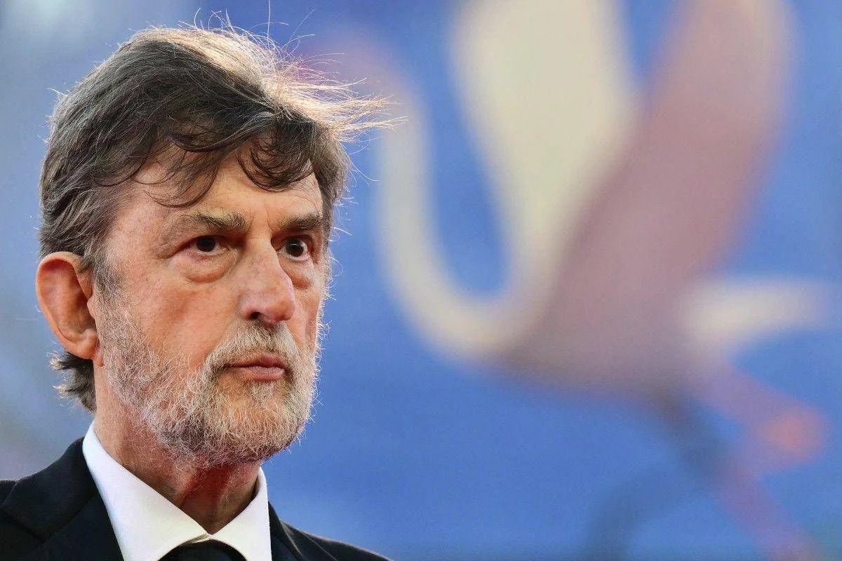 Nanni Moretti interrompe sessão em Veneza: “Apague o celular” e retorna ao centro do debate