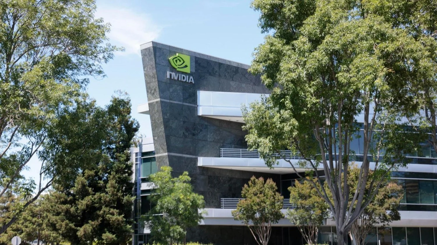 Nvidia adquire Hugging Face por US$12,93 bi e aposta na IA open source