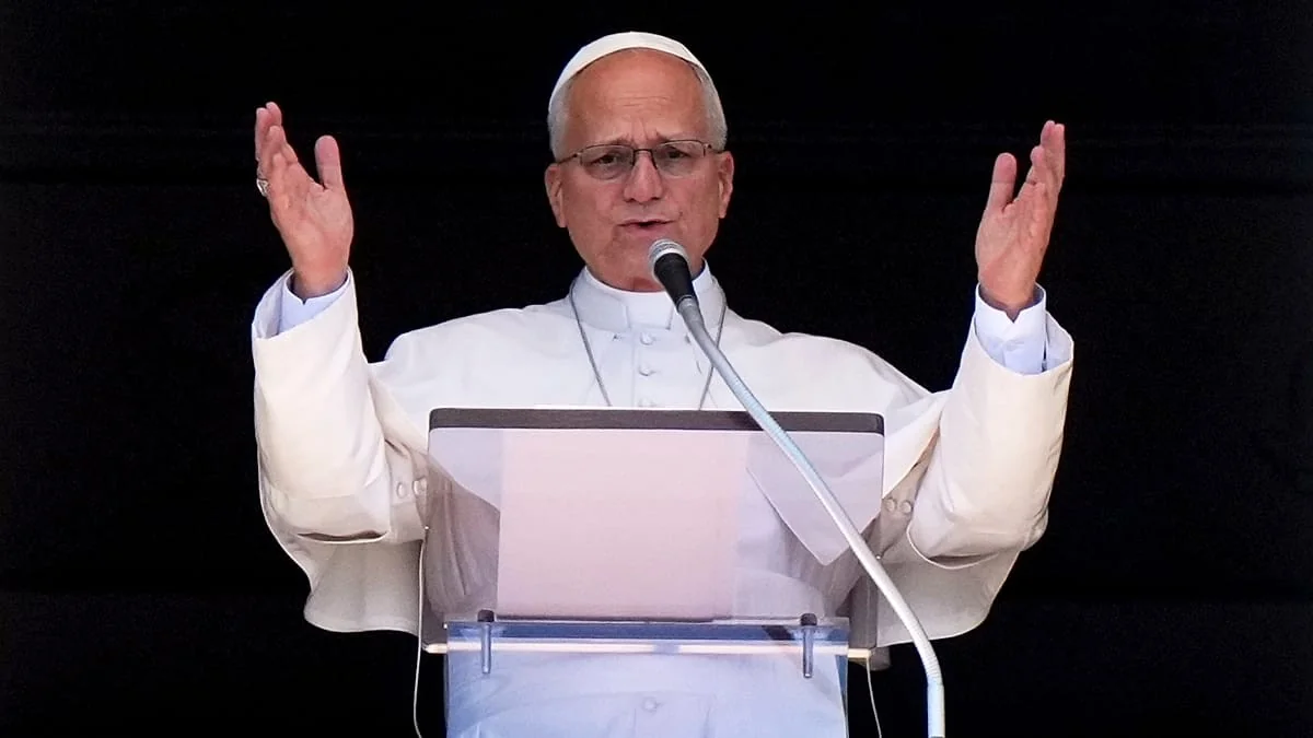 Papa Leone XIV instaura apelo à diplomacia enquanto negociações impulsionadas pelos EUA buscam frear a guerra na Ucrânia