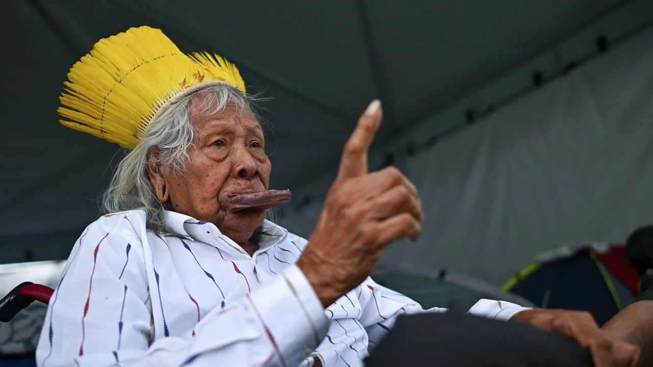 Raoni, ícone da defesa da Amazônia, recebe cuidados paliativos após diagnóstico de câncer