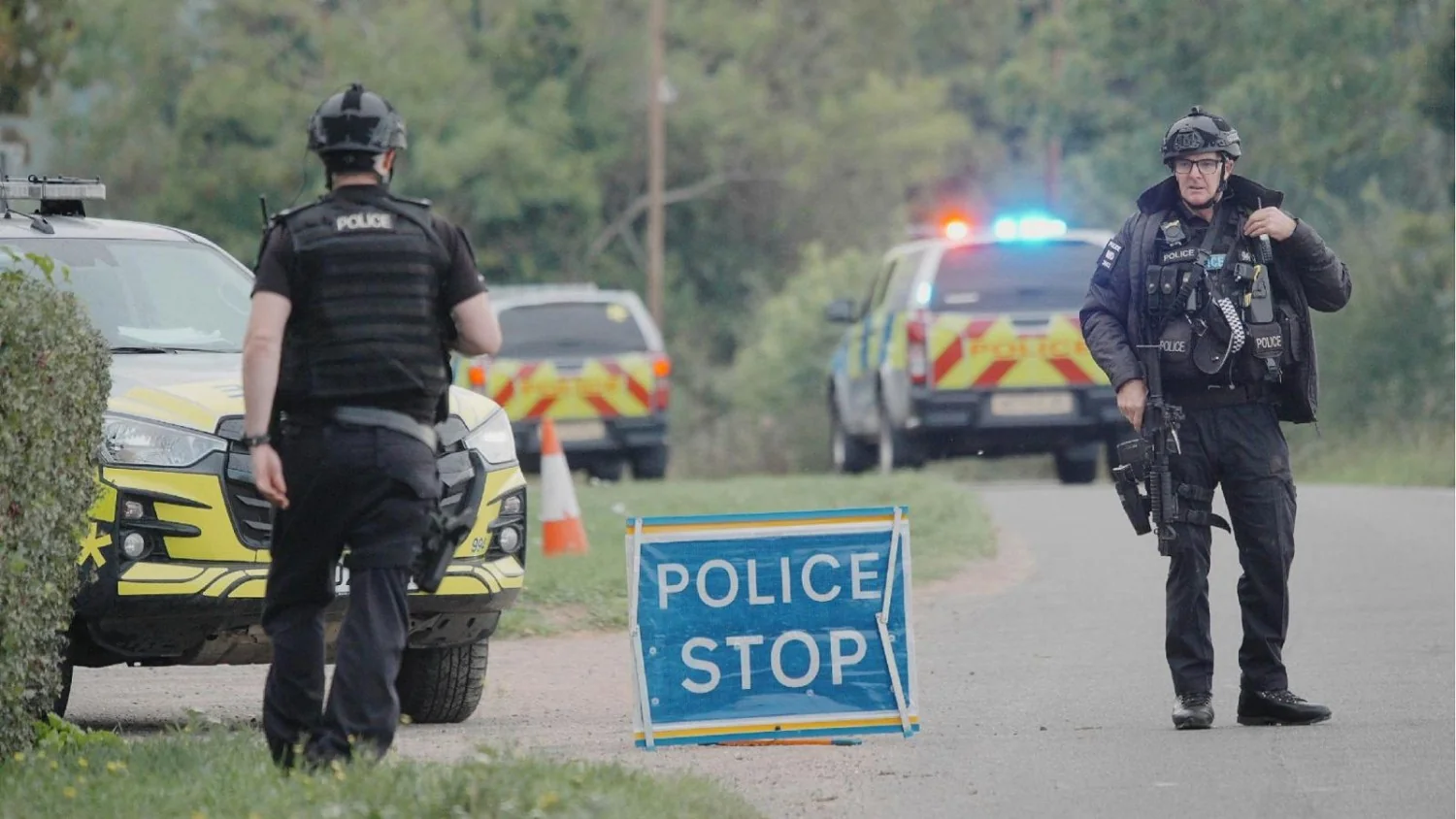 Reino Unido: cinco presos por suspeita de terrorismo com explosivos perto da base RAF Fairford