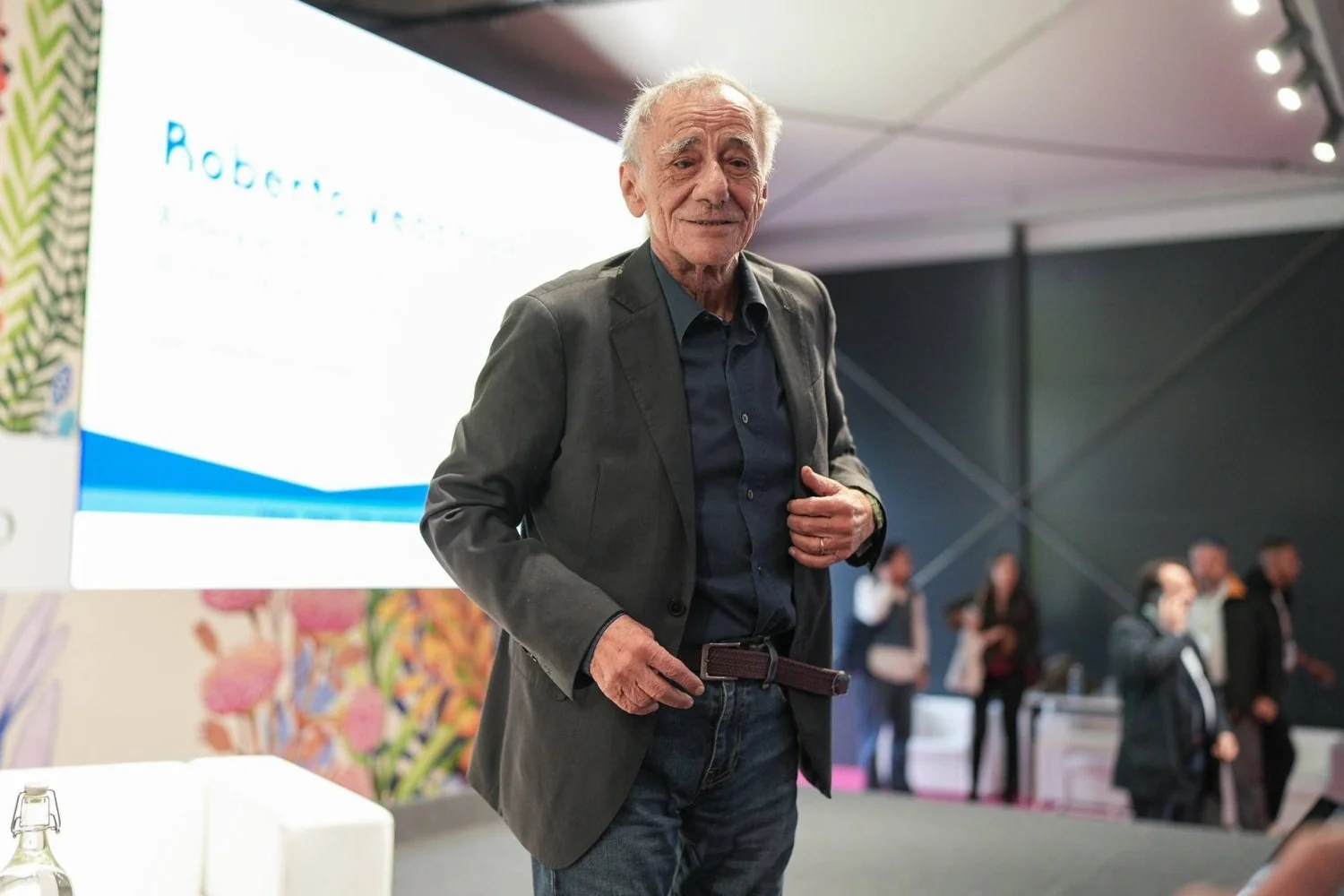 Roberto Vecchioni: concerto cancelado em Salerno por motivos de saúde